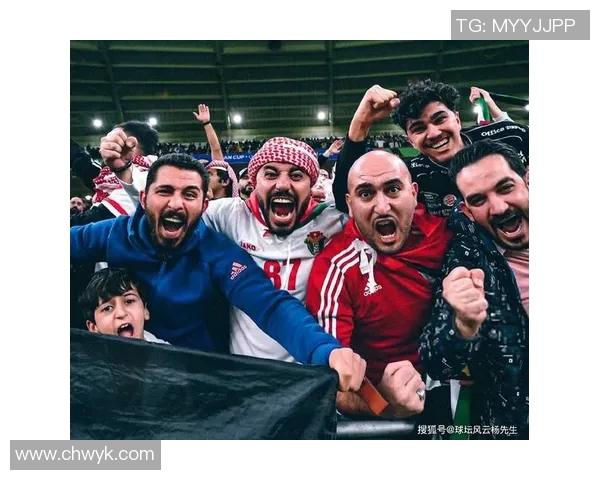 贝里与布里流浪的激烈对决揭示足球战术与团队精神的完美结合 贝里与布里流浪的激烈对决揭示足球战术与团队精神的完美结合